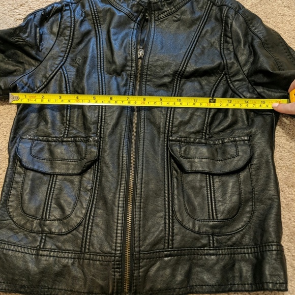 Faux leather jacket - Picture 5 of 8